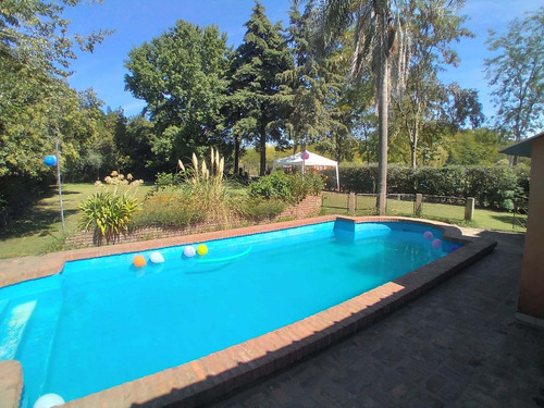 Imagen 12 de 30 de Venta Casa Quinta 4 Ambientes Lujan Gran Parque. Hermosa Casa En Zona Residencial Y Tranquila. Entorno Ideal Para Tu Familia. Por Precio Y Calidad Nada Igual. Inmobiliaria Profesionalidad Y Seguridad