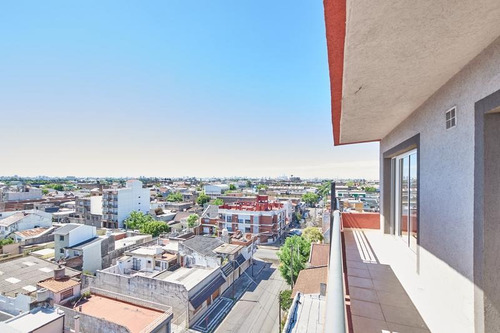 Venta Departamento 3 Amb 80 M2 Valentin Alsina Lanus
