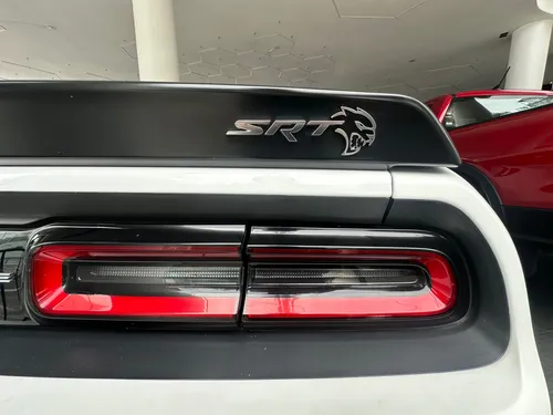 Dodge Challenger 6.2 Srt Hellc At