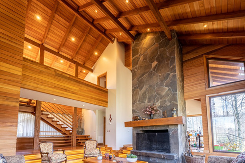 Espectacular Casa Junto Al Rio Liucura!
