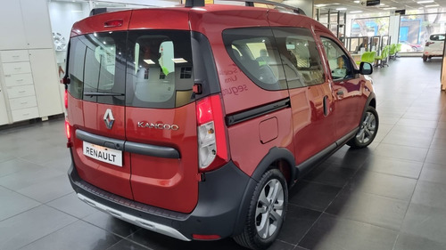 Imagen 13 de 25 de Renault Kangoo Stepway Full Full 1.6 0km 2023 Stoc (LG)