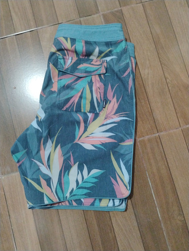 Bermuda D Caballero Marca Oneill (Usado)
