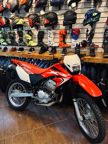 Honda Tornado Xr 250 Con 2800 Km En Marelli Sports  