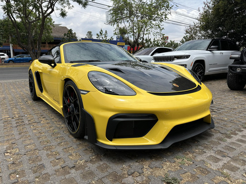 Porsche 718 GT4 Spyder RS