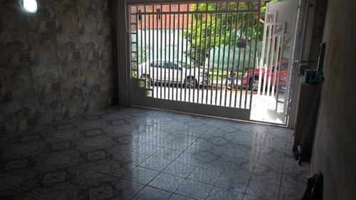 Imagem 3 de 19 de Casa À Venda Na Rua Maria Helena, Jardim Gabriela I, Jandira - Sp - Liv-13816