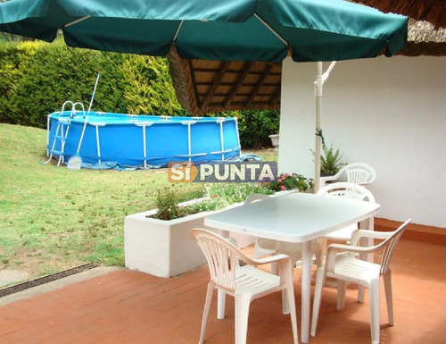 Imagen 8 de 8 de Casa En Pinares A La Venta