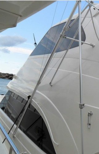 Riviera 58 Honey