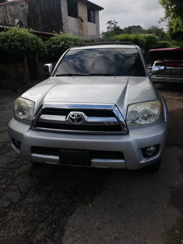 Camioneta 4runner 4x2