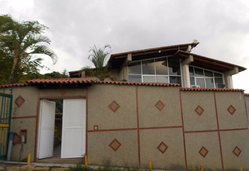 Casa Para Venta En Lomas De La Trinidad 23-7971