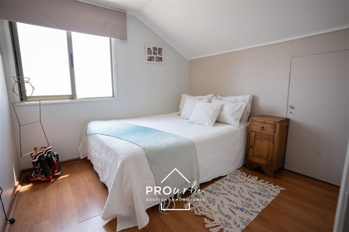 Casa En Venta En Peñalolén
