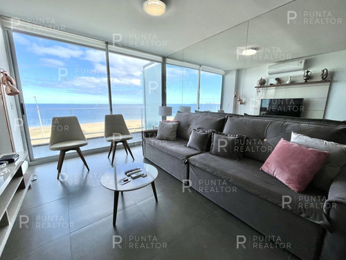 Excelente Penthouse En Alquiler En Playa Mansa Con Supervista Al Mar, Punta Del Este, Uruguay