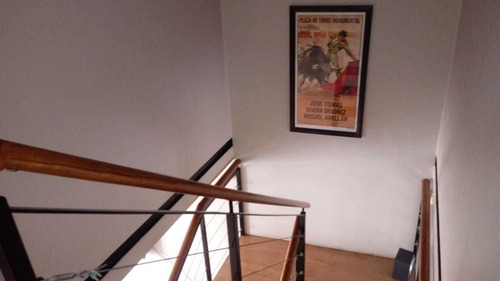 Imagen 5 de 13 de Casa En Lujan Centro Con Detalles De Categoria. Oportunidad!