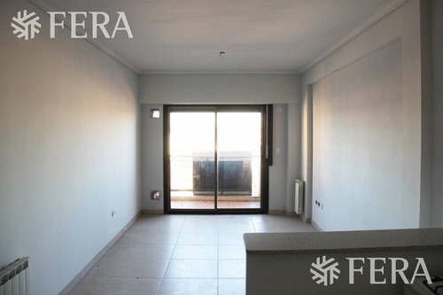 Imagen 3 de 30 de Venta De Departamento 2 Ambientes En Wilde (17527)