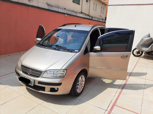 Imagem 1 de 14 de Fiat Idea 2009 1.4 Elx Flex 5p