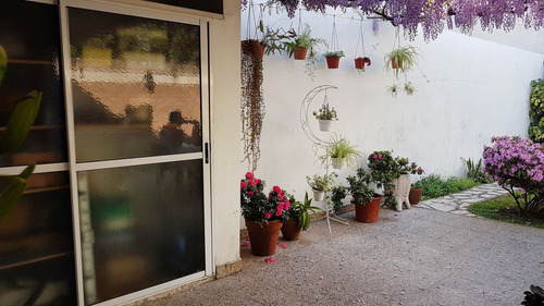 Casa Venta Lomas Del Mirador 3 Amb + 2 Amb Jardin