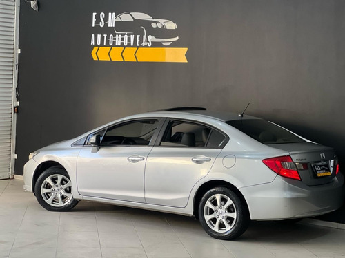 Honda Civic 1.8 Exs Flex Aut. 4p