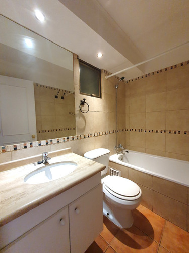 Venta Depto. 2 Dorm Primer Piso Con Patio Exclusivo, Ñuñoa