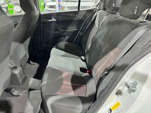 Chevrolet Aveo Hatch 1.6 Ls Mt