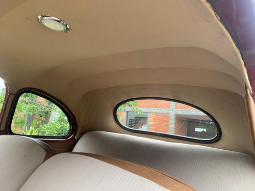 Ford De Luxe 1942 Coupê