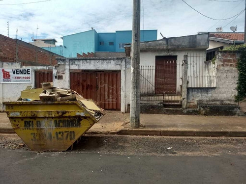 Imagem 2 de 6 de Venda De Casas / Padrão Na Cidade De Araraquara 10071
