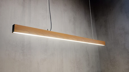 Colgante Lineal Led Símil Madera. 114cm Símil Madera. Luz Neutra
