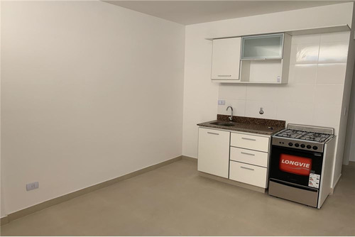 Venta 1 Amb En Monserrat , A Estrenar..