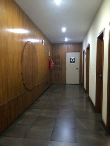 Imagem 8 de 11 de Salas/conjuntos - Centro - Ref: 68582908 - V-sa00043