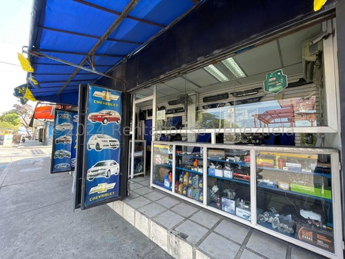 Venta De Local Comercial Con Excelente Ubicaicón En Avenida Ayacucho Maracay Rah 24-19567