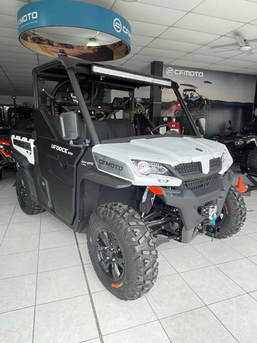 Imagen 2 de 25 de Utv Uforce 1000 Cf Moto Np Arenero