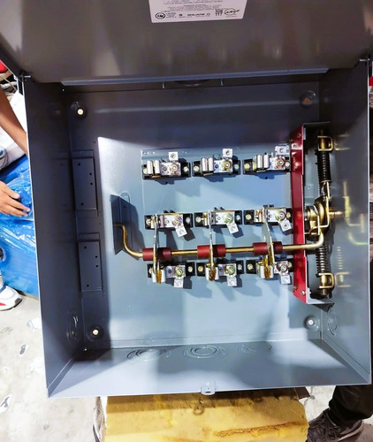 Interruptor Doble Tiro De 100 Ampers Square D