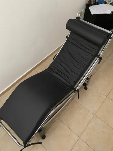 Diván Le Corbusier Negro (Usado)