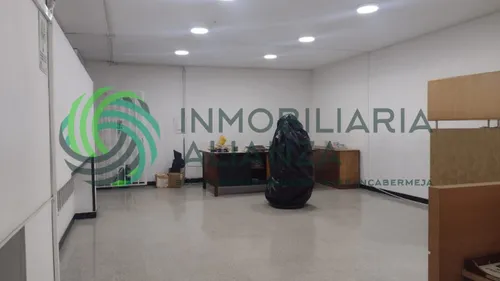 Local En Arriendo En Garcia Rovira. Cod A14136