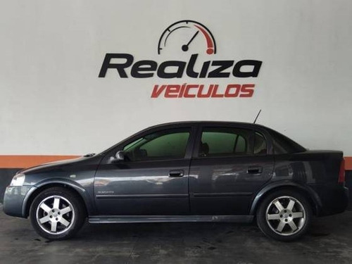 Imagem 3 de 11 de Chevrolet Astra 2.0 Mpfi Elegance Sedan 8v Flex 4p Manual