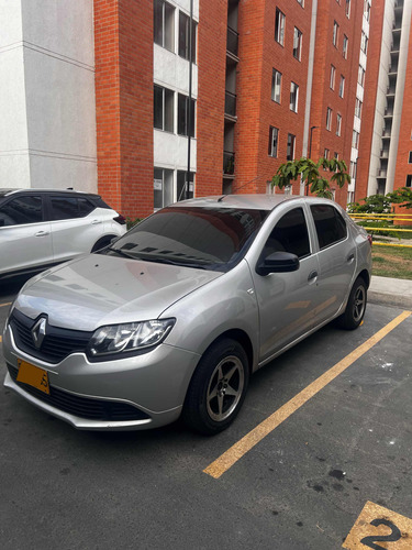 Renault Logan 1.6 Authentique