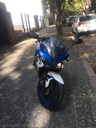 Bajaj Rouser Rs 200 Abs 2017