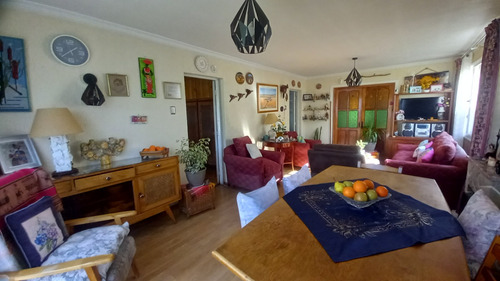 Casa Tradicional En Barrio Residencial De Suárez Mujica