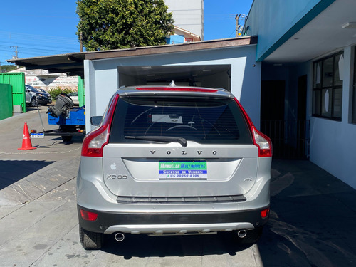 Volvo XC60 3.0 Dynamic 5p