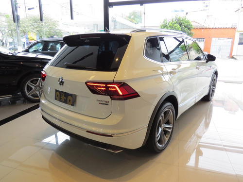 Imagem 4 de 12 de Volkswagen Tiguan Allspac R-line 350 Tsi 2.0 4x4 Gasolina