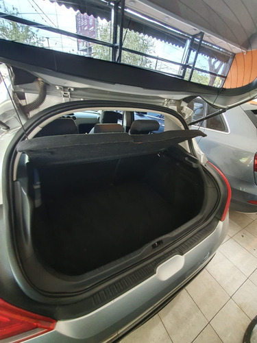 Imagen 12 de 14 de Peugeot 308 2016 1.6 Active 5 Purtas Linea Nueva Nafta Manua