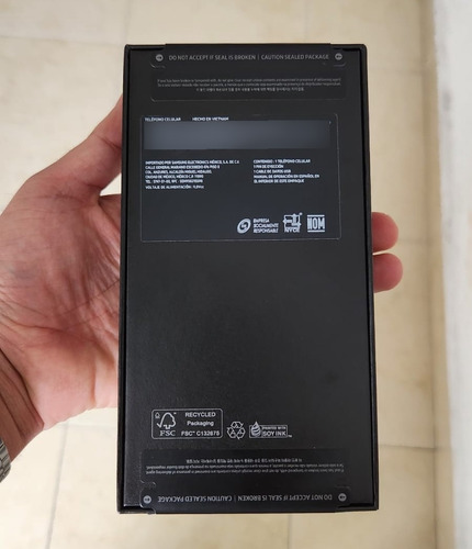 Samsung Galaxy S24, Nuevo, 8 Ram, 128gb, Onyx Black. (Usado)