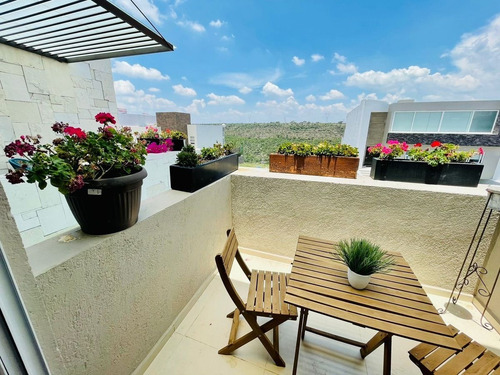 Venta De Casa En San Jerónimo Con Alberca
