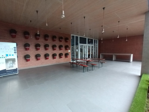 Departamento En Arriendo 1d/1b A Pasos Metro Mirador