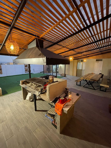 Hermosa Y Cómoda Casa En Arriendo 3 Dorm V. Alemana