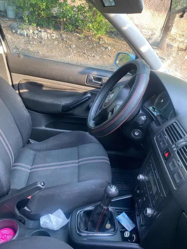 Volkswagen Jetta Clásico 2.0 Cl 5vel Aa Mt