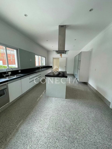 Imagem 6 de 10 de Casa Para Alugar No Residencial 10 - 2.500 M2 - Sala De Cinema - 7 Dormitórios Sendo 7 Suítes - Cncm1011