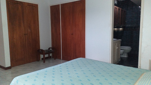 Imagen 6 de 14 de Amplio Apartamento Urb. Miranda, Edificio Con Pozo