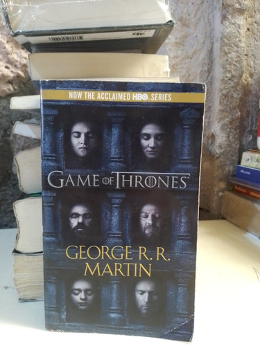 Game Of Thrones - George R. R. Martin (Usado)