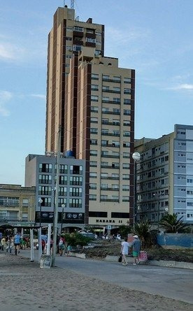 Imagen 1 de 13 de Departamento Frente Al Mar, Edificio Habana 2
