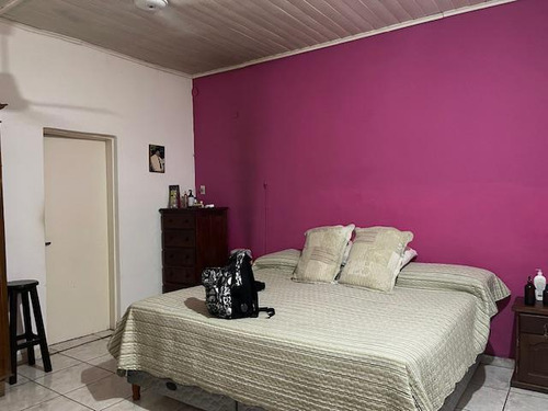 2 Locales Y 3 Departamentos Con Cocheras En Venta En Marcos Paz