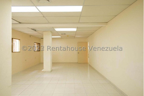 Casa En Venta El Marques Mls #23-30353 Bm